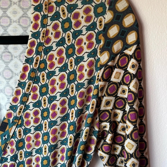 Garnet Hill Women’s Multicolor Geometric Print Wrap Dress Size Small artsy knit - Picture 8 of 9